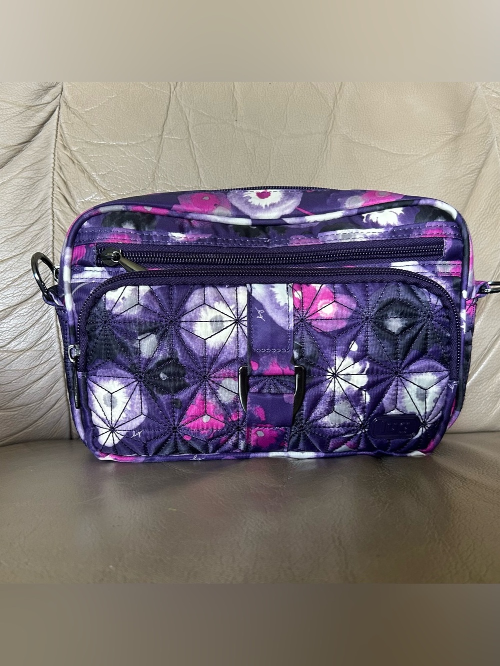 Lug Carousel Watercolor Purple Crossbody Belt Bag EUC - Picture 3 of 15